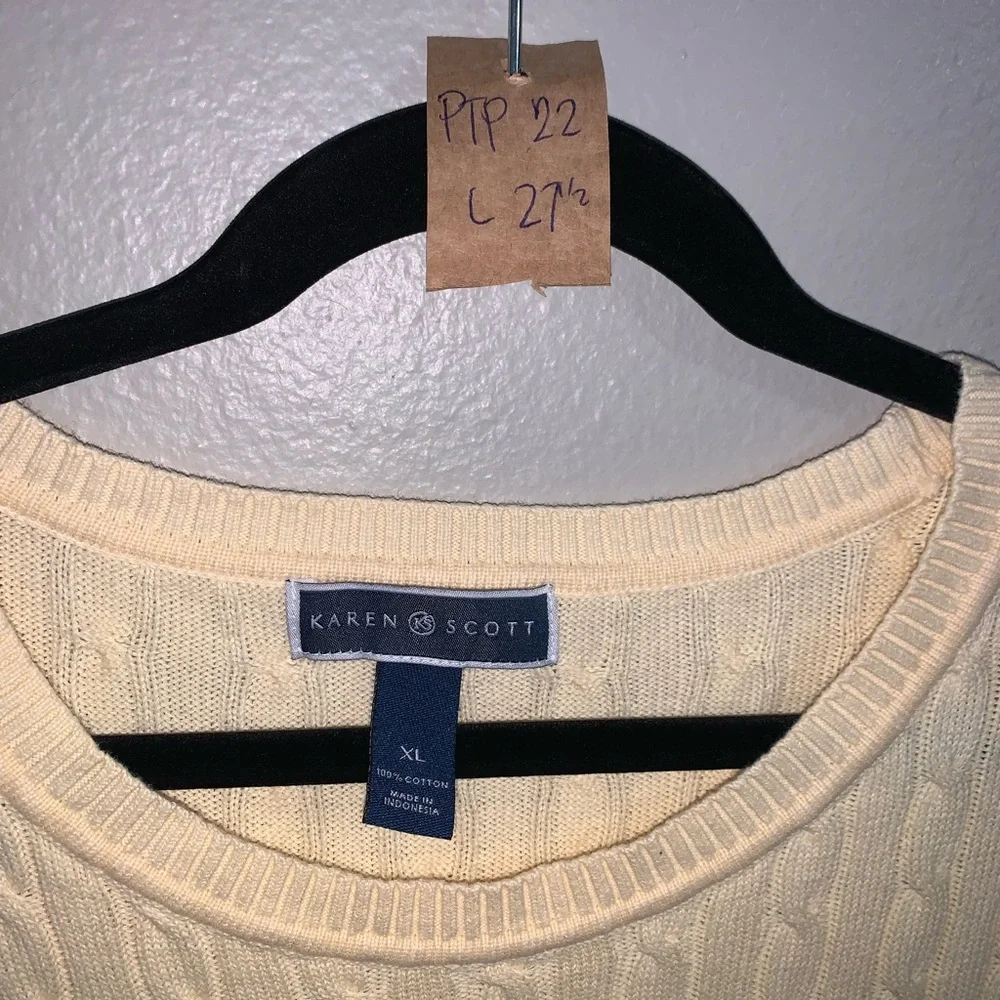 Karen Scott Cable Knit pull over sweater size XL pastel yellow